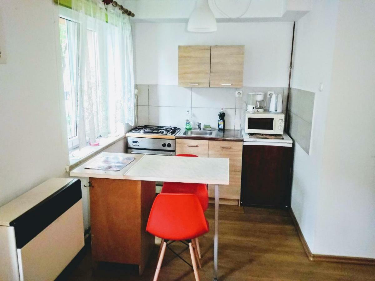 Apartament Studio - Mehoffera 1 Apartment Zabrze Luaran gambar